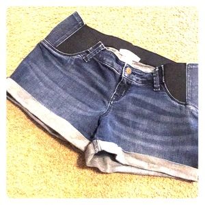 Maternity shorts.